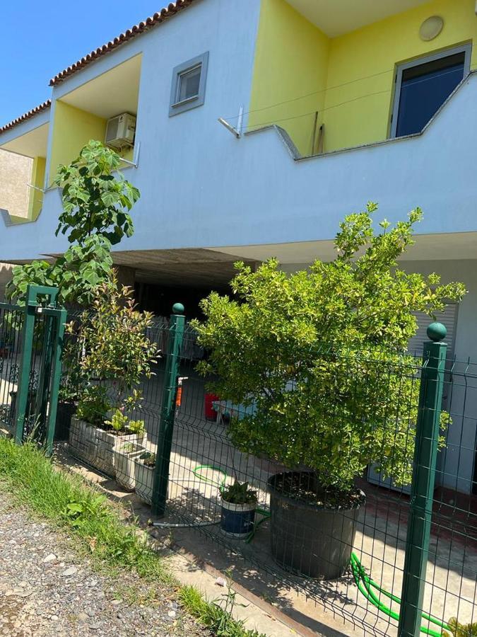 Guest House Andersoni Dhoma Plazhi Andersoni Shen Ded Gjoni Exterior photo